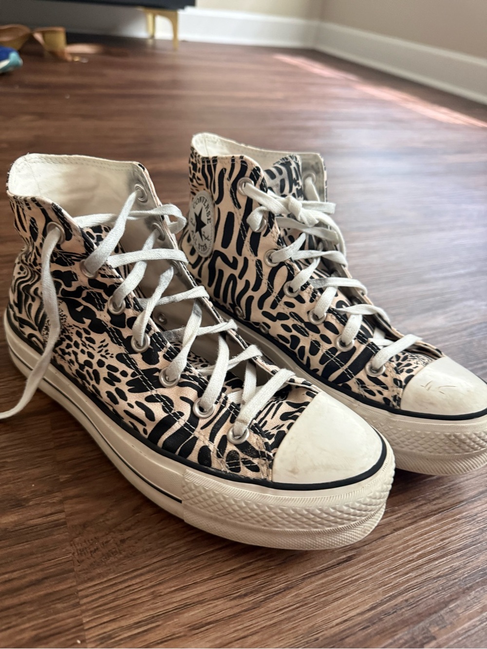 Converse High Top Sneakers Jungle Art